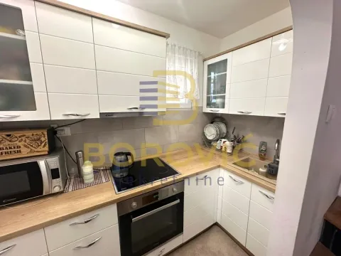 Izdavanje, trosoban stan, 106m², Brace Jerković, Voždovac Sve Podlokacije - image 3