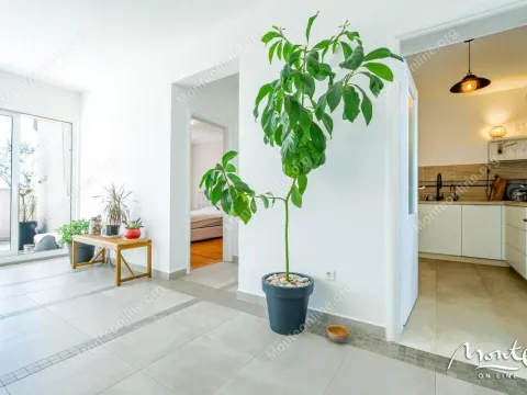 Prodaja, jednosoban stan, 65m², Budva, Crna Gora - image 20