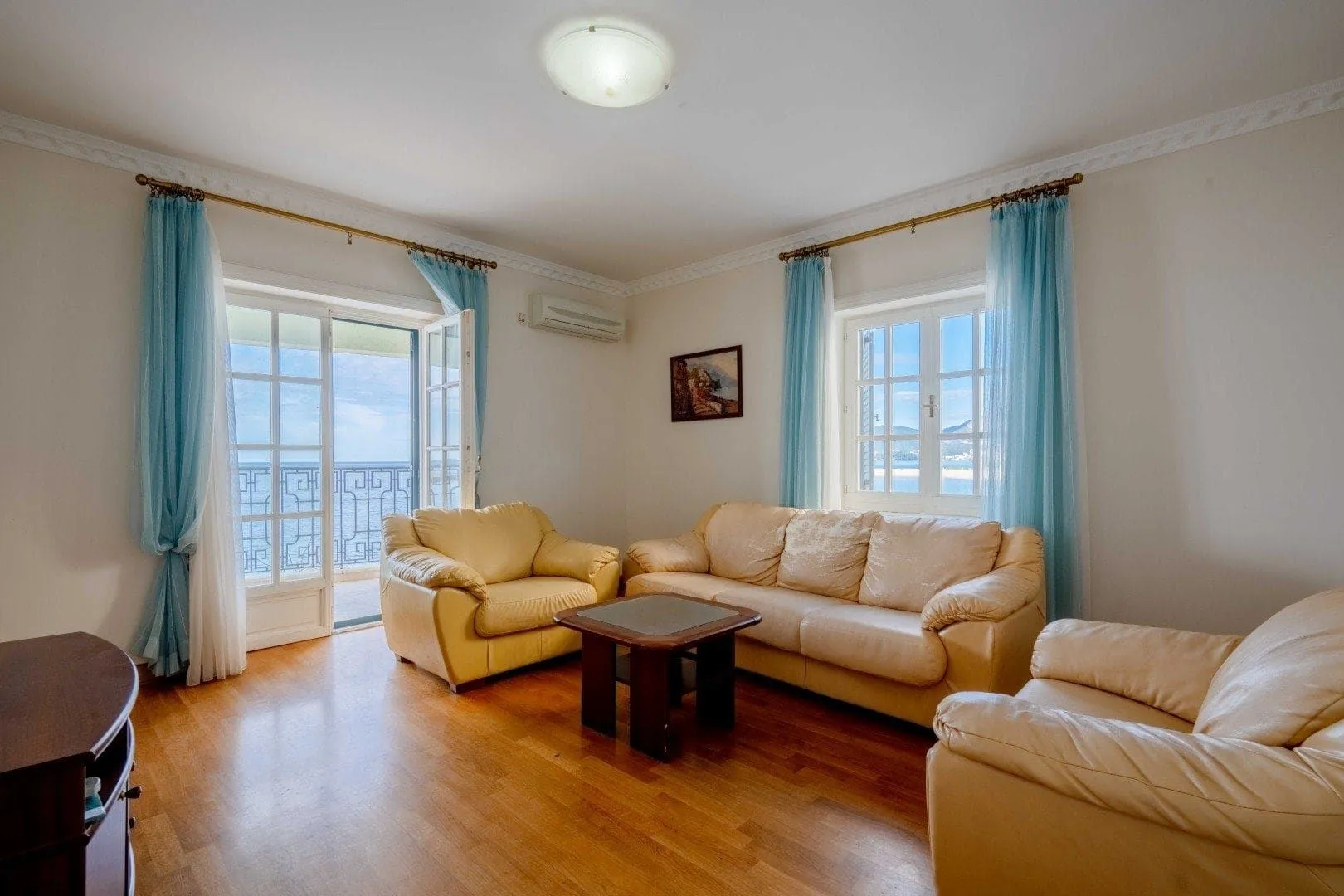 Sale, three bedroom apartment, 87m², Sveti Stefan, Budva