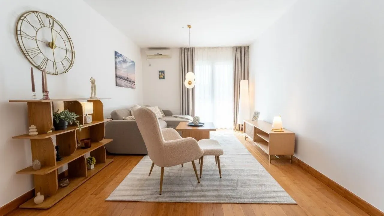 Prodaja, dvosoban stan, 68m², Pržno, Budva