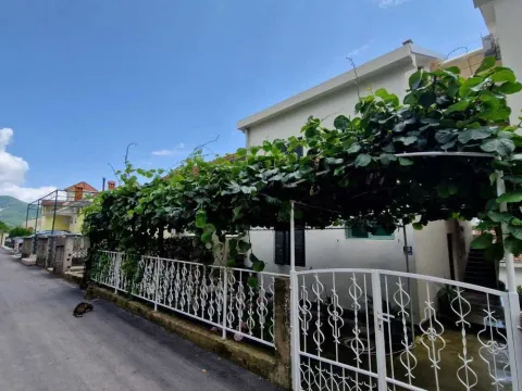 Izdavanje, jednosoban stan, 50m², Herceg Novi, Crna Gora - image 18