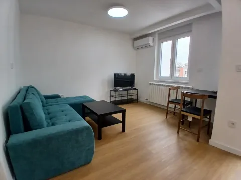 Rent, one bedroom apartment, 31m², Šumice, Beograd - image 6