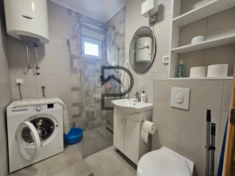 Izdavanje, jednosoban stan, 57m², Autobuska stanica, Podgorica - image 3