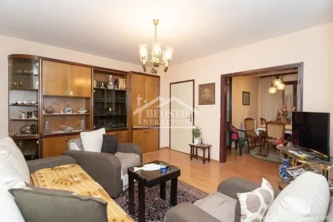 Prodaja, dvosoban stan, 72m², Vidikovački venac, Rakovica - image 2