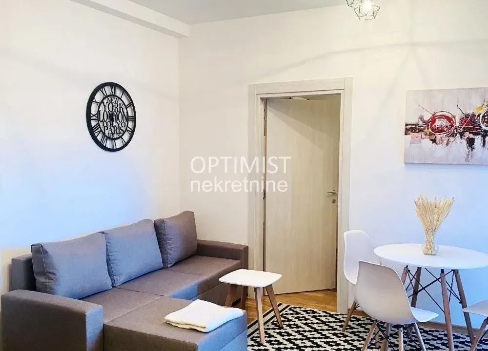 Izdavanje, dvosoban stan, 43m², Botanička Bašta, Palilula Sve Podlokacije