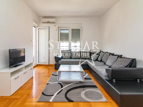 Rent, one bedroom apartment, 53m², Pobrežje, Podgorica - image 1