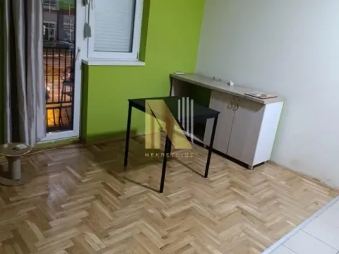 Izdavanje, jednosoban stan, 31m², Bulevar Evrope, Novi Sad Sve Podlokacije - image 5