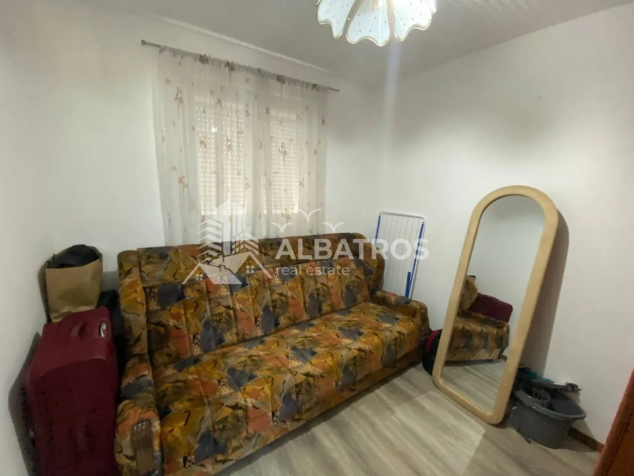 Sale, house, 55m², Sečanj, Srbija