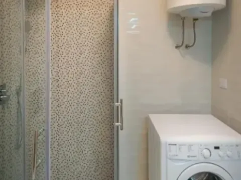 Sale, two bedroom apartment, 55m², Bečići, Budva - image 12