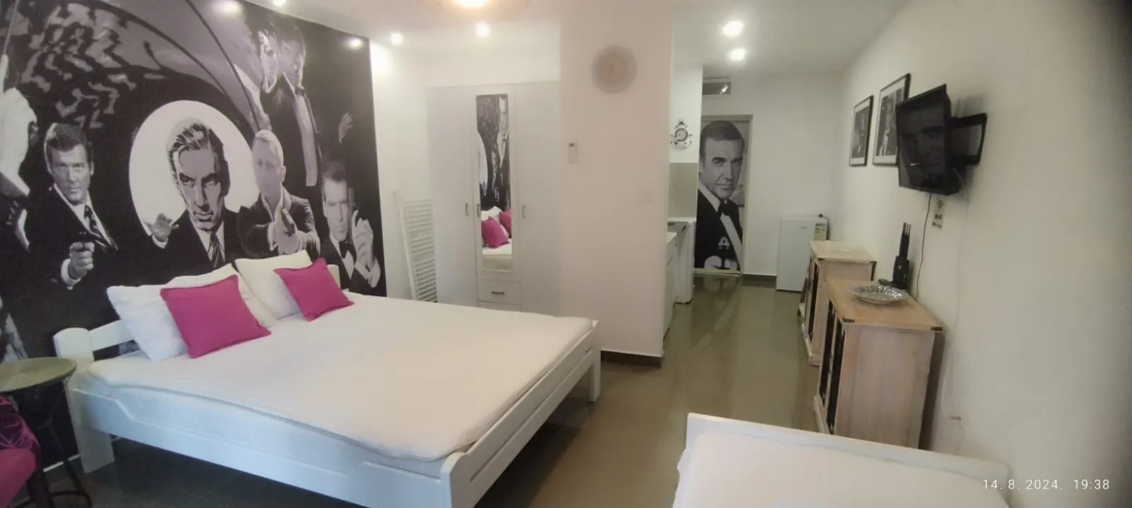 Izdavanje, garsonjera, 30m², Sveti Stefan, Budva