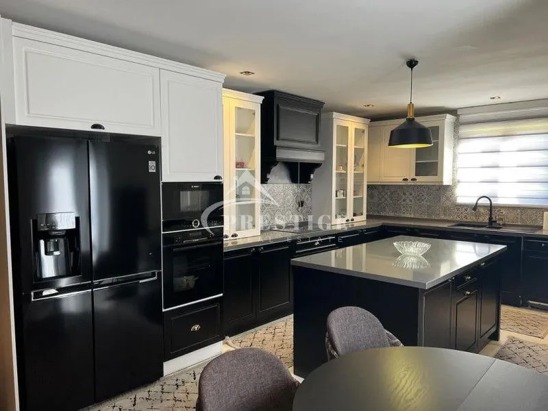 Prodaja, kuća, 370m², Zeta, Podgorica