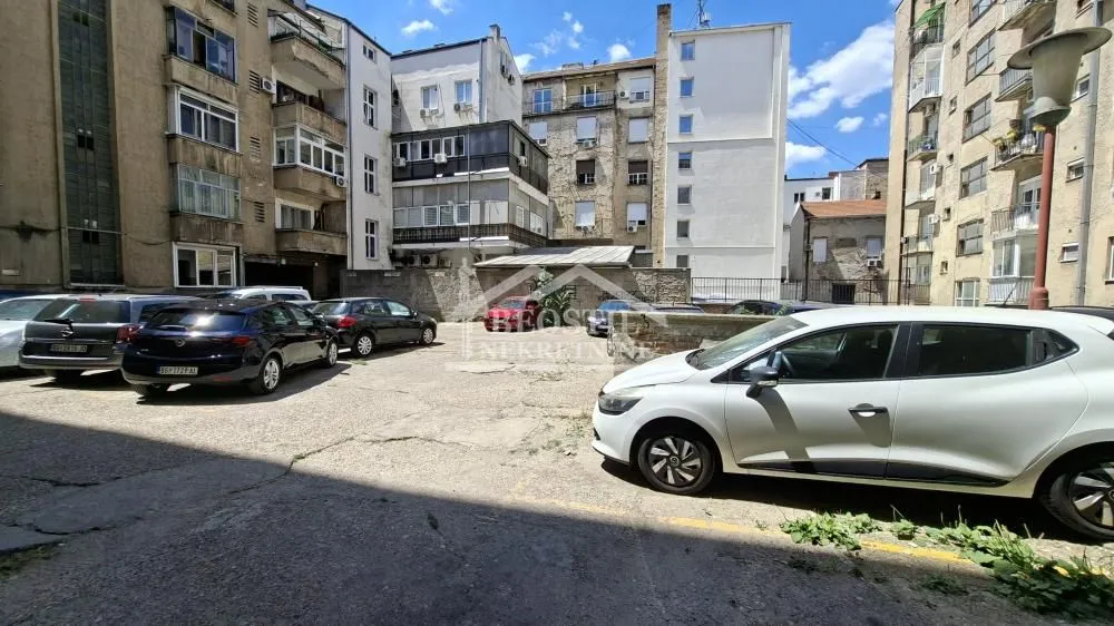 Izdavanje, dvosoban stan, 41m², Stari Grad, Beograd
