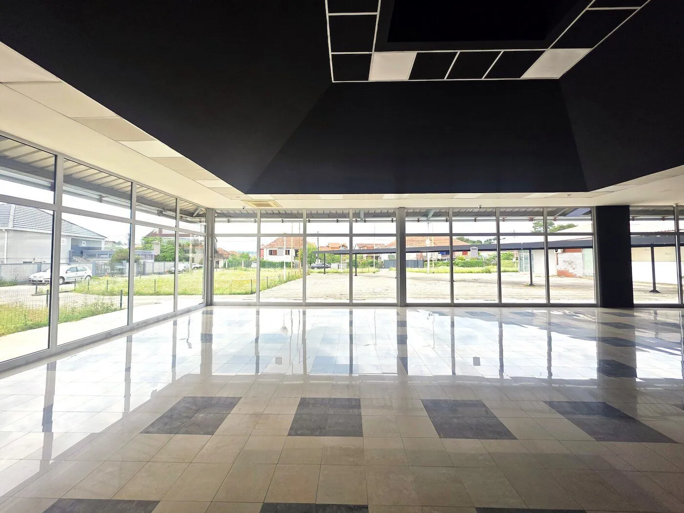 Rent, office space, 281m², Masline, Podgorica