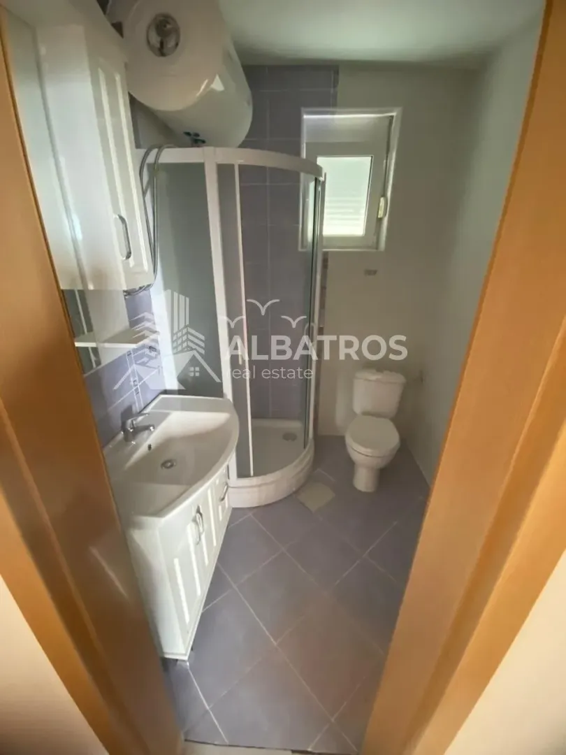 Sale, house, 180m², Ratac, Bar
