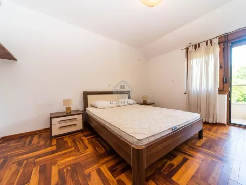 Sale, four bedroom apartment, 175m², Gorica C, Podgorica - image 5