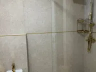 Izdavanje, četvorosoban stan, 267m², Stari Aerodrom, Podgorica - image 9