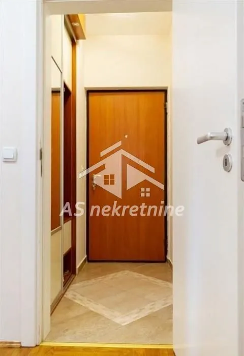 Rent, two bedroom apartment, 52m², Savski Venac, Beograd