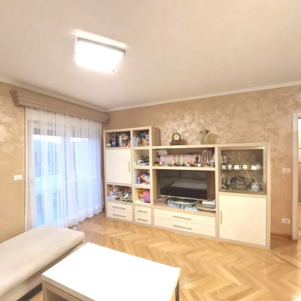 Rent, two bedroom apartment, 88m², City Kvart, Podgorica