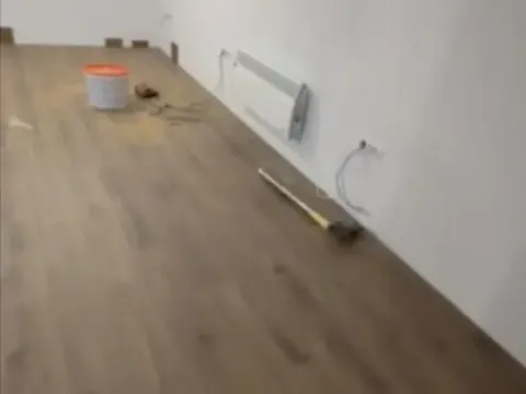 Izdavanje, poslovni prostor, 300m², Mali Mokri Lug, Zvezdara Sve Podlokacije - image 4