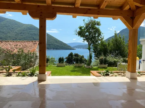 Prodaja, jednosoban stan, 57m2, Perast, Kotor Prodaja, jednosoban stan, 57m2, Perast, Kotor
