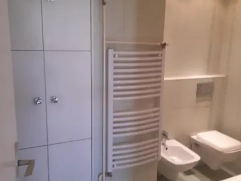 Izdavanje, četvorosoban stan, 86m², Novo naselje, Novi Sad - image 19