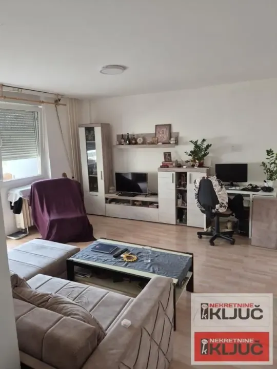 Izdavanje, dvosoban stan, 60m², Liman 3, Novi Sad Sve Podlokacije