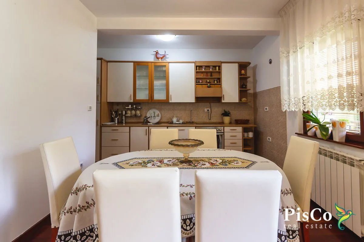 Rent, three bedroom apartment, 100m², Gorica C, Podgorica