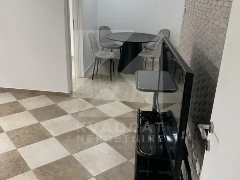 Izdavanje, dvosoban stan, 65m², Blok 5, Podgorica - image 4