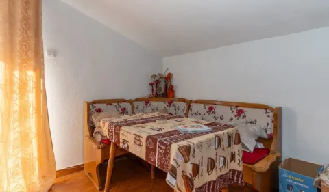 Prodaja, kuća, 160m², Kosić, Danilovgrad - image 2