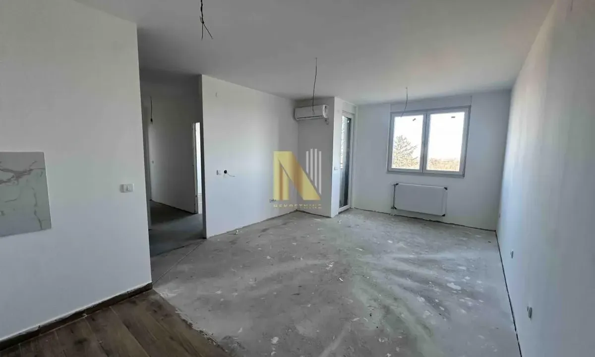 Prodaja, trosoban stan, 60m², Petrovaradin, Novi Sad