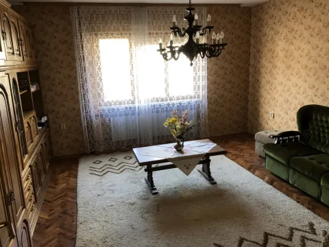 Prodaja, kuća, 364m², Sremska Kamenica, Petrovaradin - image 14