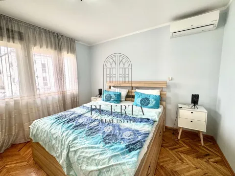 Rent, two bedroom apartment, 108m², Stari Aerodrom, Podgorica - image 8