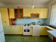 Izdavanje, trosoban stan, 107m², Masline, Podgorica - image 8