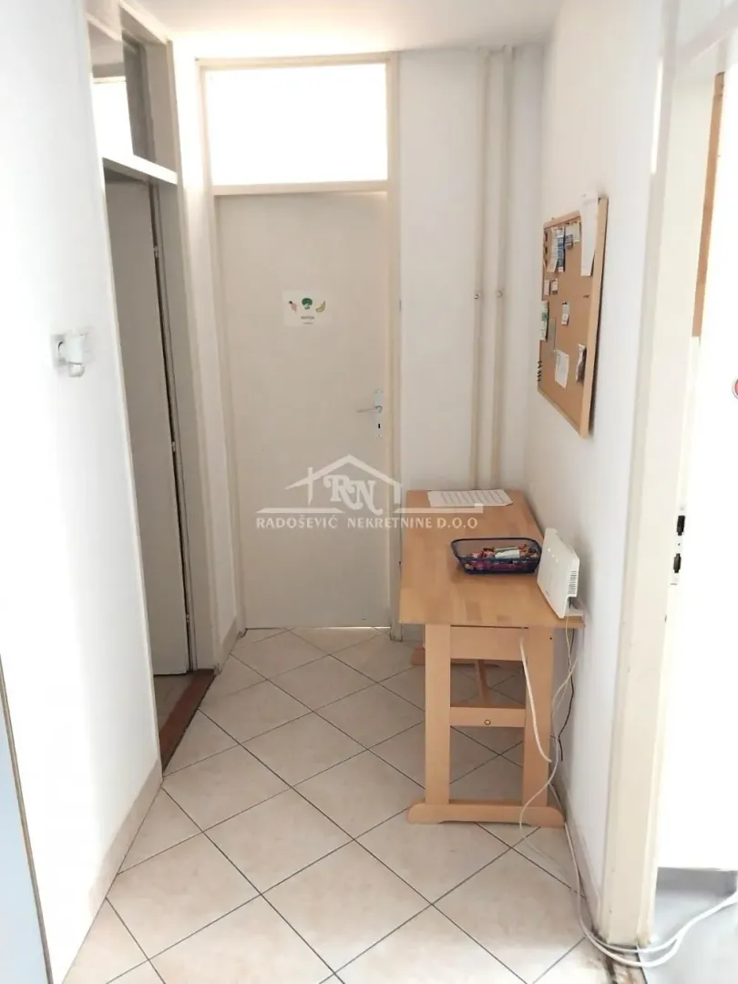 Sale, two bedroom apartment, 57m², Šumice, Beograd