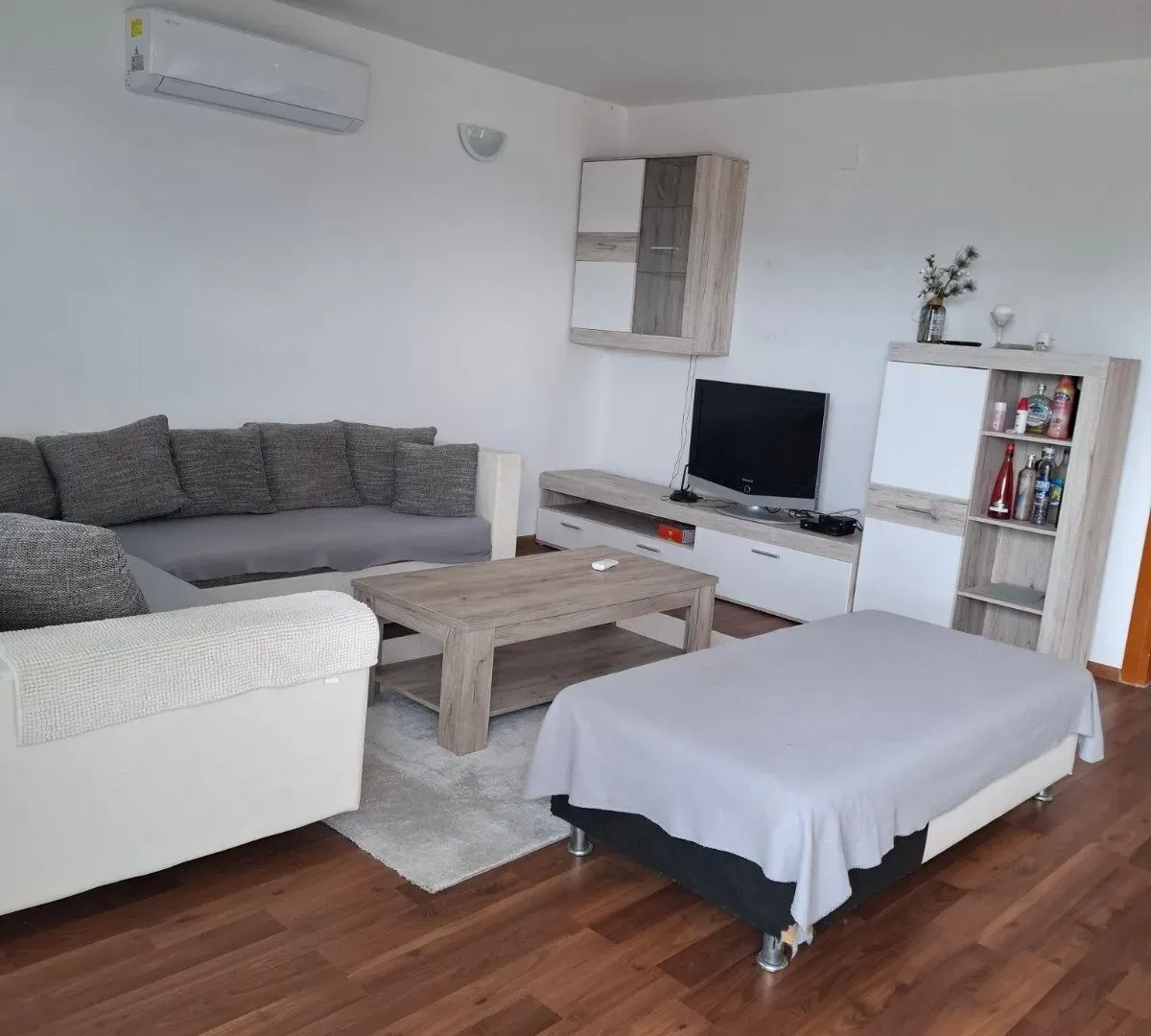 Rent, two bedroom apartment, 90m², Mrčevac, Tivat