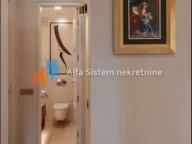 Izdavanje, trosoban stan, 130m², Kosančićev Venac, Beograd - image 14