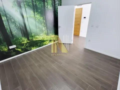 Izdavanje, poslovni prostor, 168m², Telep, Novi Sad Sve Podlokacije - image 10