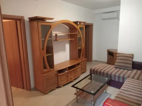 Izdavanje, dvosoban stan, 54m², Seljanovo, Tivat - image 3