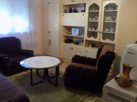 Prodaja, kuća, 170m², Ćuprija, Srbija - image 4