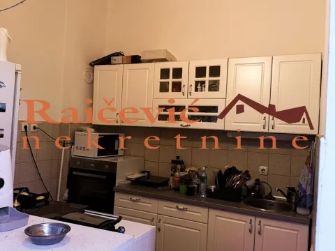 Prodaja, trosoban stan, 66m², Stari Grad, Beograd - image 8