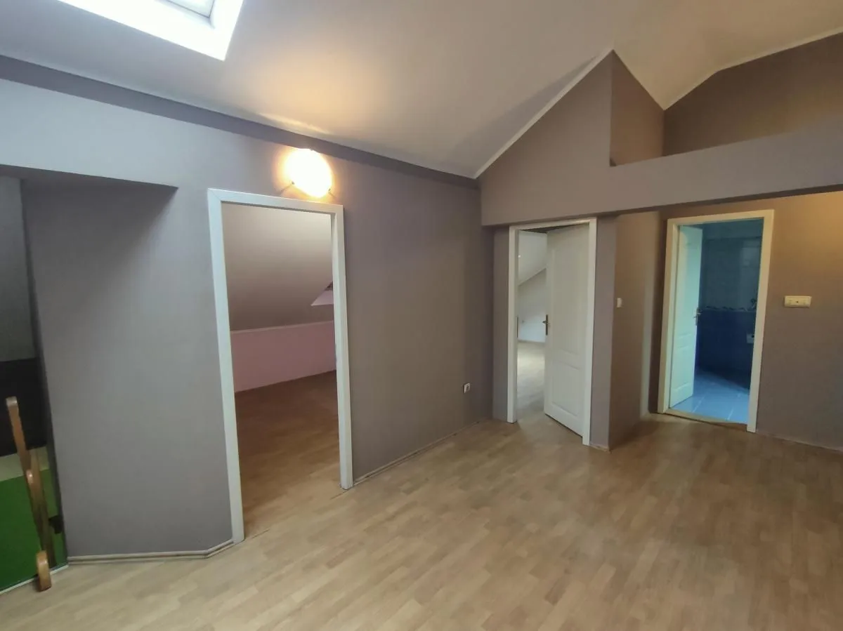 Prodaja, četvorosoban stan, 103m², Nova Detelinara, Novi Sad Sve Podlokacije