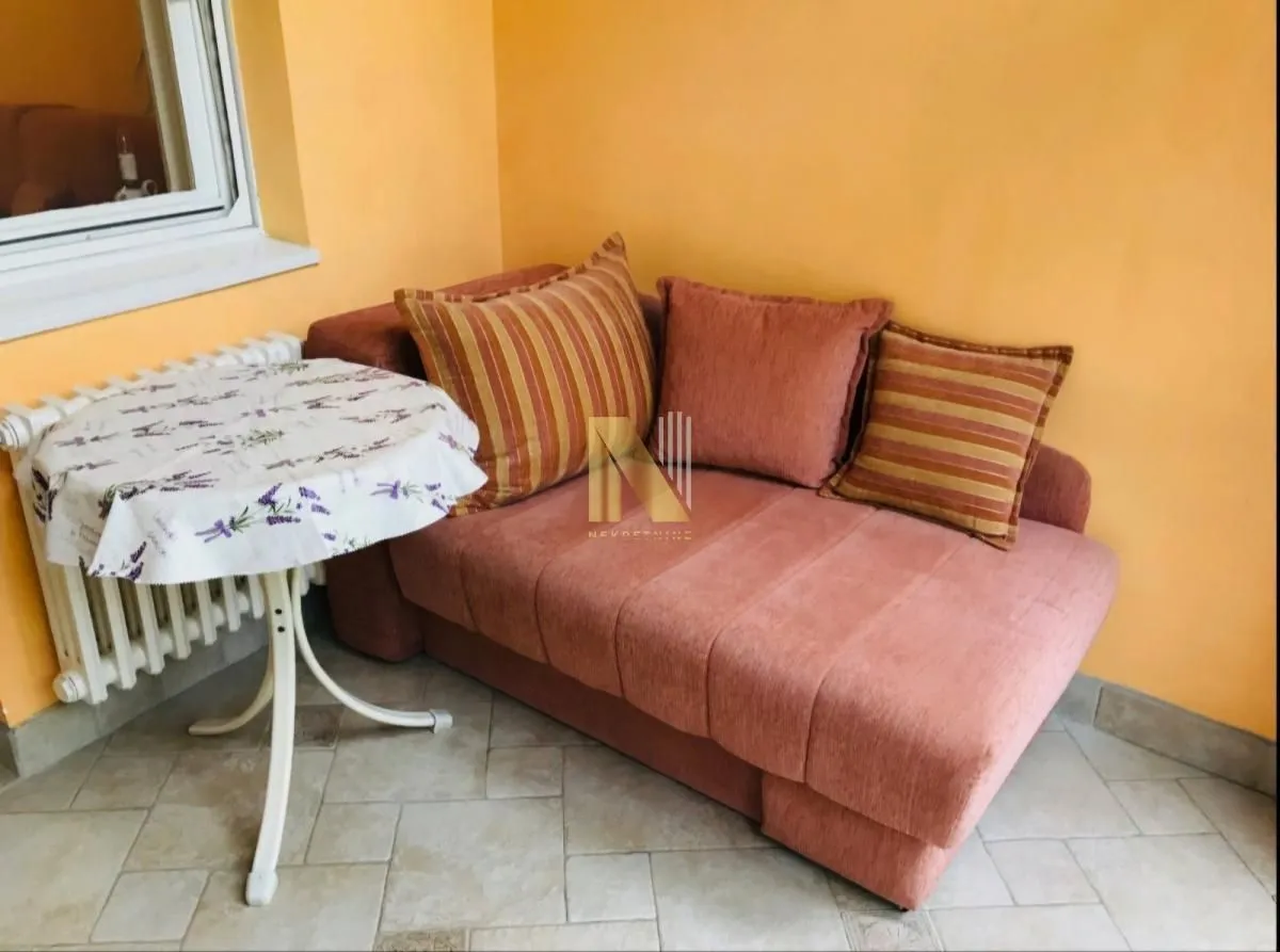 Prodaja, jednosoban stan, 30m², Centar, Novi Sad
