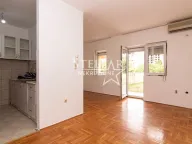 Prodaja, dvosoban stan, 65m², Stari Aerodrom, Podgorica - image 2