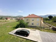 Prodaja, kuća, 350m², Zlatica, Podgorica - image 35