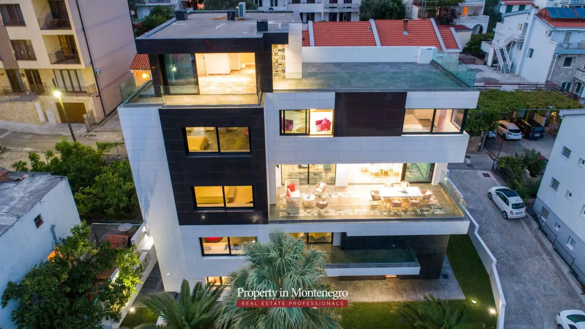 Sale, house, 831m², Bečići, Budva