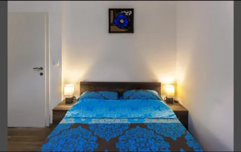 Rent, three bedroom apartment, 130m², Petrovac, Budva - image 7