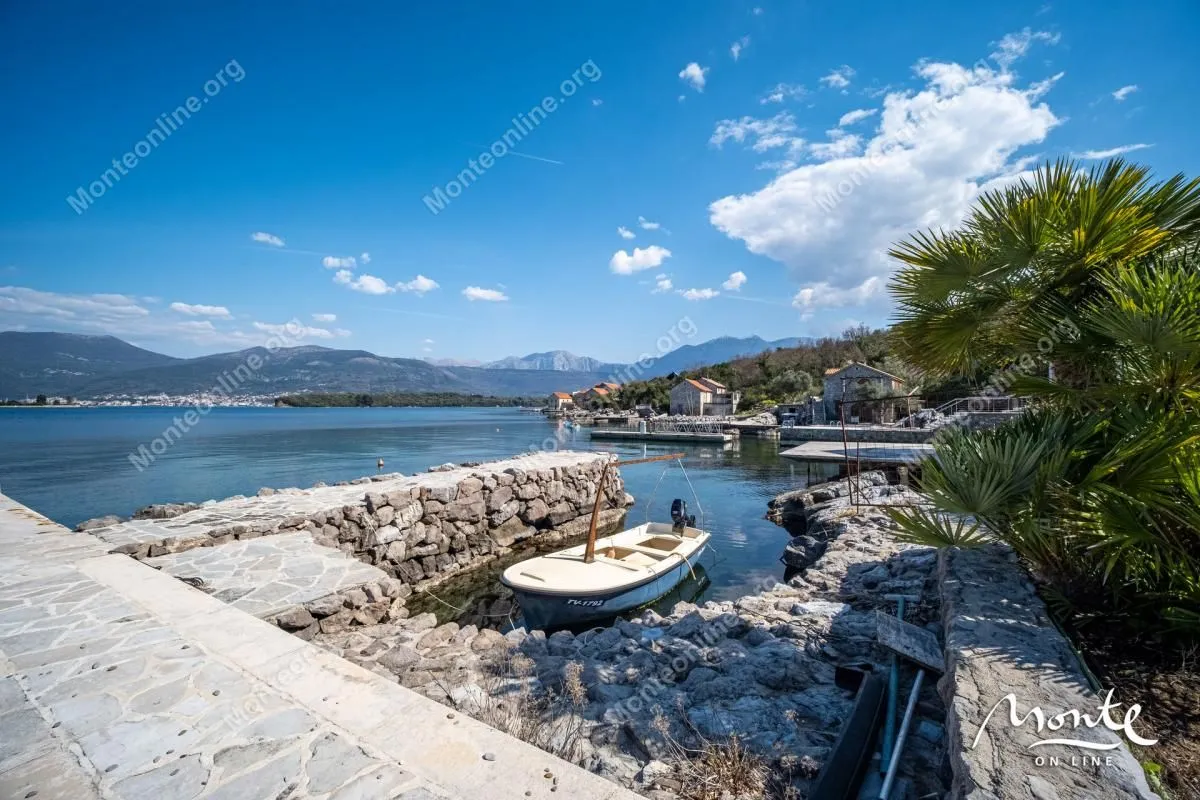 Prodaja, kuća, 770m², Krašići, Tivat