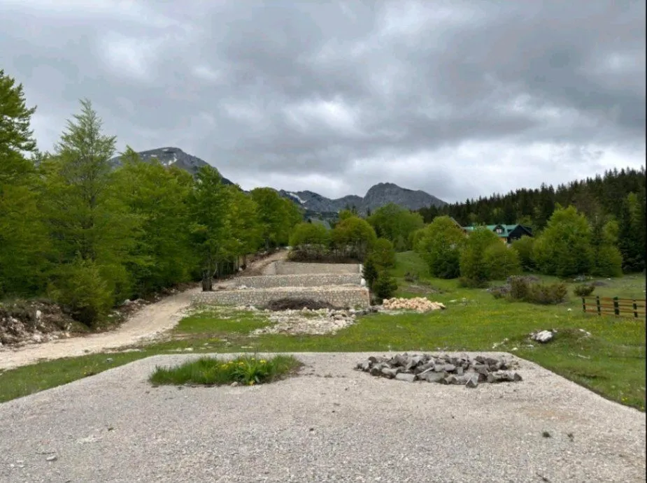 Sale, land lot, 307m², Motički gaj, Žabljak