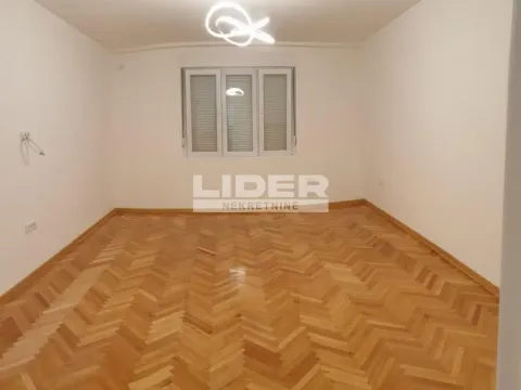 Sale, one bedroom apartment, 35m², Savski Venac, Beograd - image 16