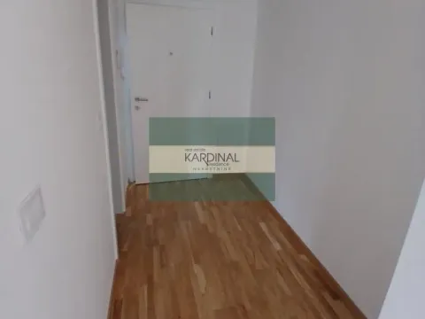 Izdavanje, garsonjera, 31m², Centar, Jagodina - image 2